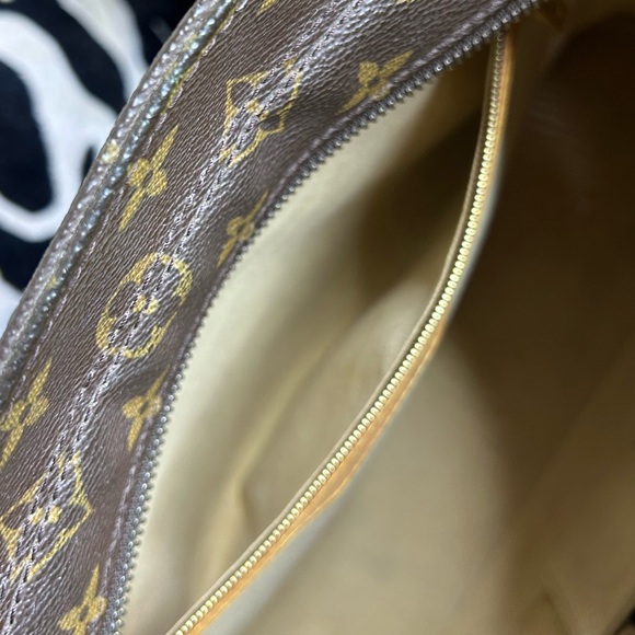 LOUIS VUITTON LUCO TOTE BAG W/ LV Shopping Bag and Dust bag - Picture 13 of 16